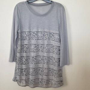 Gray tunic with lace shell, size S, Hannah